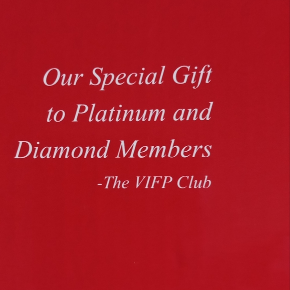 Carnival Cruise Lines VIFP Headphones - Picture 3 of 12